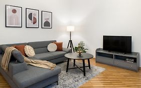 Wawelove Pilsudskiego - 3 Bedroom Apt. With Balcony And Free Parking!
